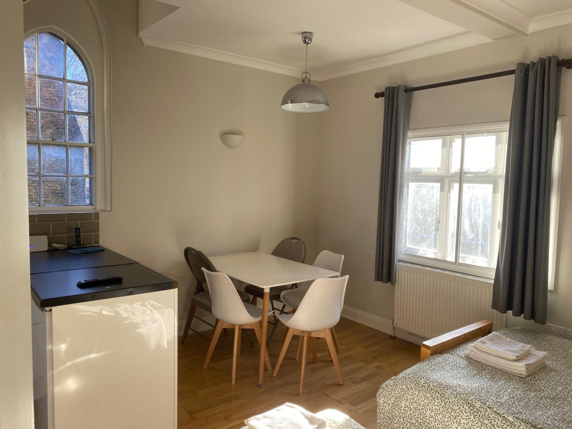 Victorian Building - Sleeps 5 - Pet Friendly Apartment London Exterior photo